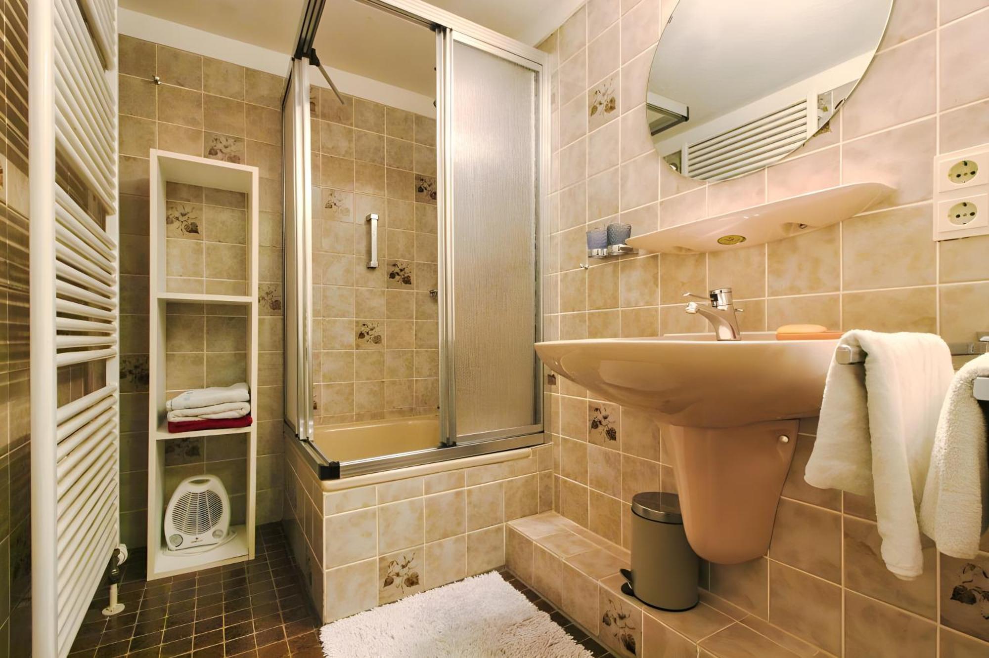 Room In Guest Room - Double Room Apple Blossom Schuttertal 外观 照片